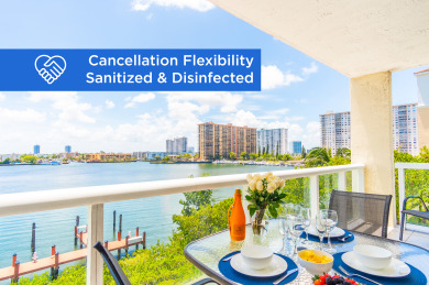 Lake House Luminous corner condo overlooking the bay WIFI + Netflix + Parking, , on Atlantic Ocean - Sunny Isles Beach in Florida - Lakehouse Vacation Rental - Lake Home for rent on LakeHouseVacations.com