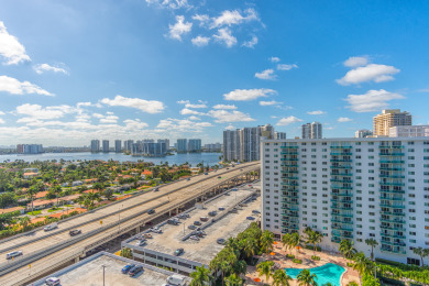 Lake House Spacious penthouse across from the beach WIFI + Parking, , on Atlantic Ocean - Sunny Isles Beach in Florida - Lakehouse Vacation Rental - Lake Home for rent on LakeHouseVacations.com