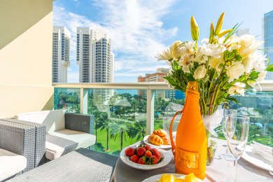 Lake House Spacious modern condo w ocean & park views 150 Mbps Wi-Fi + Parking, , on Atlantic Ocean - Sunny Isles Beach in Florida - Lakehouse Vacation Rental - Lake Home for rent on LakeHouseVacations.com