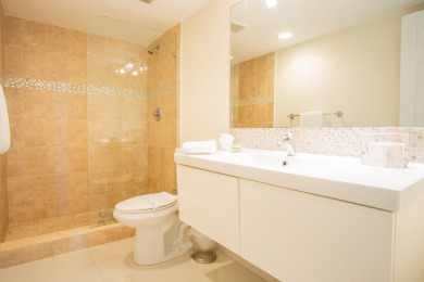 Lake House Comfortable condo w ocean views. WiFi, parking, tennis, playground and more!, , on Atlantic Ocean - Sunny Isles Beach in Florida - Lakehouse Vacation Rental - Lake Home for rent on LakeHouseVacations.com