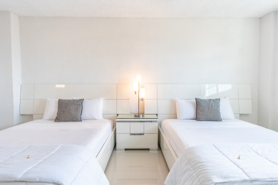 Lake House Spacious condo for the entire family 500 ft from the beach WIFI + Parking, , on Atlantic Ocean - Sunny Isles Beach in Florida - Lakehouse Vacation Rental - Lake Home for rent on LakeHouseVacations.com