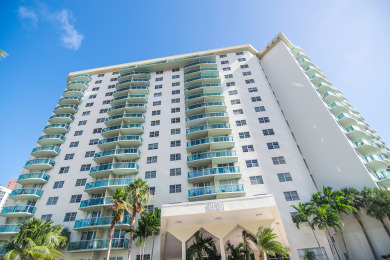 Lake House Spacious condo for the entire family 500 ft from the beach WIFI + Parking, , on Atlantic Ocean - Sunny Isles Beach in Florida - Lakehouse Vacation Rental - Lake Home for rent on LakeHouseVacations.com