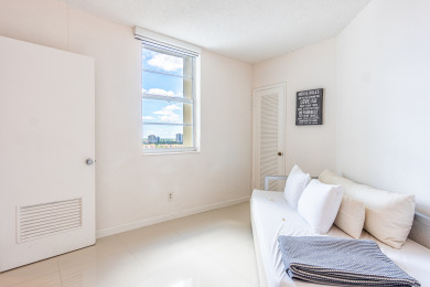 Lake House Spacious condo for the entire family 500 ft from the beach WIFI + Parking, , on Atlantic Ocean - Sunny Isles Beach in Florida - Lakehouse Vacation Rental - Lake Home for rent on LakeHouseVacations.com