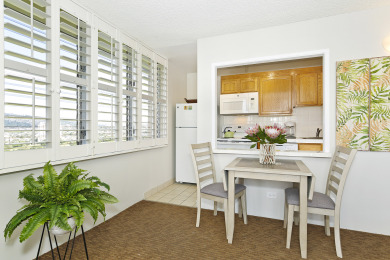Lake House 20th Floor with Ala Wai Canal View! AC, WD, Wi-Fi, Pool, FREE Parking!, , on Oahu - Honolulu in Hawaii - Lakehouse Vacation Rental - Lake Home for rent on LakeHouseVacations.com