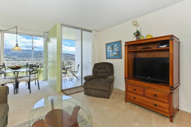 Lake House Mountain and Golf Course Views! Washerdryer, AC, FREE Wi-Fi and Parking!, , on Oahu - Honolulu in Hawaii - Lakehouse Vacation Rental - Lake Home for rent on LakeHouseVacations.com