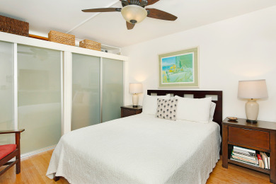 Lake House Luscious Green Golf Course & Mountain Views! FREE Wi-Fi, Parking, Pool!, , on Oahu - Honolulu in Hawaii - Lakehouse Vacation Rental - Lake Home for rent on LakeHouseVacations.com