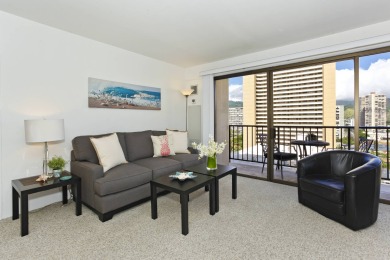 Lake House Corner Unit with Mountain View, Full Kitchen, AC, FREE Wi-Fi and Parking!, , on Oahu - Honolulu in Hawaii - Lakehouse Vacation Rental - Lake Home for rent on LakeHouseVacations.com