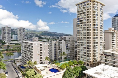 Lake House Corner Unit with Mountain View, Full Kitchen, AC, FREE Wi-Fi and Parking!, , on Oahu - Honolulu in Hawaii - Lakehouse Vacation Rental - Lake Home for rent on LakeHouseVacations.com