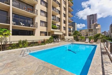 Lake House Corner Unit with Mountain View, Full Kitchen, AC, FREE Wi-Fi and Parking!, , on Oahu - Honolulu in Hawaii - Lakehouse Vacation Rental - Lake Home for rent on LakeHouseVacations.com
