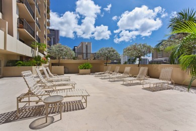 Lake House Corner Unit with Mountain View, Full Kitchen, AC, FREE Wi-Fi and Parking!, , on Oahu - Honolulu in Hawaii - Lakehouse Vacation Rental - Lake Home for rent on LakeHouseVacations.com
