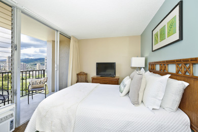 Lake House High Floor with Ala Wai Canal View! AC, WasherDryer, Wi-Fi, FREE Parking!, , on Oahu - Honolulu in Hawaii - Lakehouse Vacation Rental - Lake Home for rent on LakeHouseVacations.com