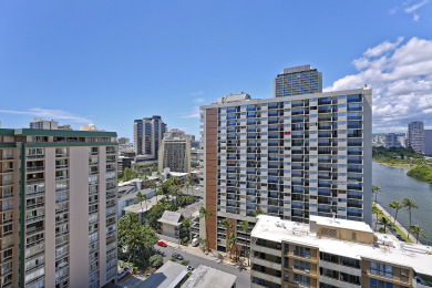 Lake House High Floor with Ala Wai Canal View! AC, WasherDryer, Wi-Fi, FREE Parking!, , on Oahu - Honolulu in Hawaii - Lakehouse Vacation Rental - Lake Home for rent on LakeHouseVacations.com