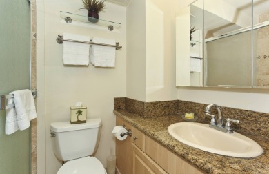 Lake House Studio with Kitchen, AC, WasherDryer, POOL, Wi-Fi, FREE Parking!, , on Oahu - Honolulu in Hawaii - Lakehouse Vacation Rental - Lake Home for rent on LakeHouseVacations.com