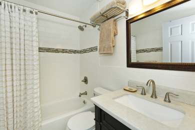 Lake House Ko'olau Mountain and Golf Course Views! FREE Wi-Fi and parking!, , on Oahu - Honolulu in Hawaii - Lakehouse Vacation Rental - Lake Home for rent on LakeHouseVacations.com