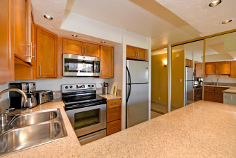 Lake House Oceanview King 1BR in Papakea Resort , , on Maui - Lahaina in Hawaii - Lakehouse Vacation Rental - Lake Home for rent on LakeHouseVacations.com