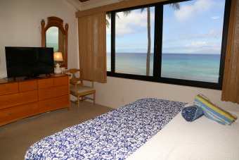 Lake House Oceanfront Penthouse w Panoramic Views + AC, , on Maui - Lahaina in Hawaii - Lakehouse Vacation Rental - Lake Home for rent on LakeHouseVacations.com