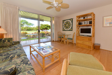 Lake House Great Specials! Ground Floor. Next to Beach and Ocean access! # 108, , on Maui - Lahaina in Hawaii - Lakehouse Vacation Rental - Lake Home for rent on LakeHouseVacations.com