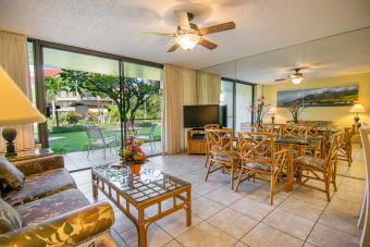 Lake House 2BR Garden-Level Lanai Overlooks Koi Ponds, , on Maui - Lahaina in Hawaii - Lakehouse Vacation Rental - Lake Home for rent on LakeHouseVacations.com