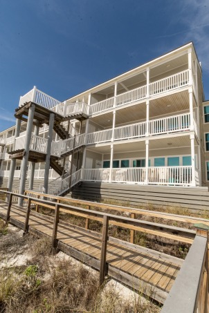 Lake House TROPICAL PARADISE STUNNING 3 BEDROOM 3 BATH CONDO, RIGHT ON THE BEACH!, , on Eastern Lake in Florida - Lakehouse Vacation Rental - Lake Home for rent on LakeHouseVacations.com