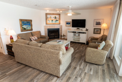 Lake House TROPICAL PARADISE STUNNING 3 BEDROOM 3 BATH CONDO, RIGHT ON THE BEACH!, , on Eastern Lake in Florida - Lakehouse Vacation Rental - Lake Home for rent on LakeHouseVacations.com