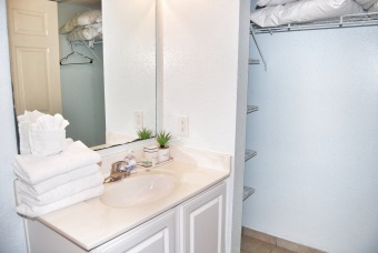 Lake House Huge 4 Bed Direct Oceanfront Corner Condo FREE WIFI!, , on  in South Carolina - Lakehouse Vacation Rental - Lake Home for rent on LakeHouseVacations.com