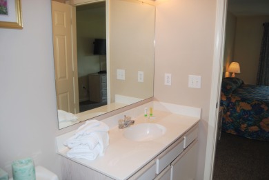  Ad# 19643 lake house for rent on LakeHouseVacations.com, lakehouse, lake home rental, lakehome for rent, vacation, holiday, lodging, lake