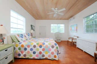 Lake House Charming and Affordable House in Prime French Leave Beach Location, , on  in Governor's Harbour - Lakehouse Vacation Rental - Lake Home for rent on LakeHouseVacations.com