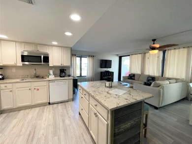 Lake House Summer Vibes Island Winds West, , on Gulf of Mexico - Gulf Shores in Alabama - Lakehouse Vacation Rental - Lake Home for rent on LakeHouseVacations.com
