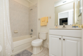 Lake House Remodeled gem at Canopy Walk! New floors and kitchen! ONE WEEK MINIMUM STAY!!, , on Matansas River - Flagler County in Florida - Lakehouse Vacation Rental - Lake Home for rent on LakeHouseVacations.com