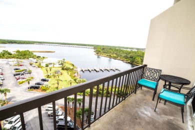 Lake House 10 MILE VIEWS FREE WiFi **SNOW BIRD SPECIAL RATES BOOK NOW SPECIAL RATES, , on Powell Lake / Phillips Inlet in Florida - Lakehouse Vacation Rental - Lake Home for rent on LakeHouseVacations.com