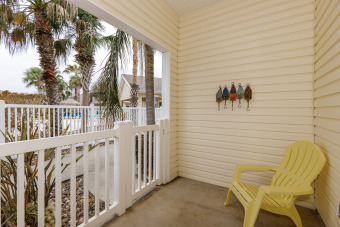Lake House Pet-Friendly, Poolside 2BR Condo W Pool, 2-Car Garage & WasherDryer, , on Gulf of Mexico - Corpus Christi in Texas - Lakehouse Vacation Rental - Lake Home for rent on LakeHouseVacations.com