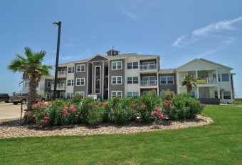 Lake House Pathway to the Sea C101-Private Pathway to Beach Access W Sparkling Pool , , on Gulf of Mexico - Corpus Christi in Texas - Lakehouse Vacation Rental - Lake Home for rent on LakeHouseVacations.com