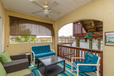 Lake House Lovely Waterfront Unit W King Bed, Large Deck, Boat Slip + Washer & Dryer!, , on Gulf of Mexico - Corpus Christi in Texas - Lakehouse Vacation Rental - Lake Home for rent on LakeHouseVacations.com