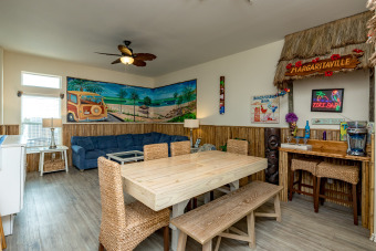 Lake House Padre Beach View 206K-Tropical Vibes in A Great Location & Beach Views , , on Gulf of Mexico - Corpus Christi in Texas - Lakehouse Vacation Rental - Lake Home for rent on LakeHouseVacations.com