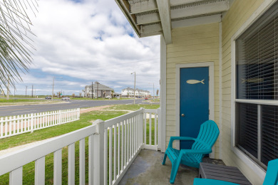 Lake House Pet Friendly Private Patio, Short Stroll to the Beach W A Bunch of Amenities, , on Gulf of Mexico - Corpus Christi in Texas - Lakehouse Vacation Rental - Lake Home for rent on LakeHouseVacations.com
