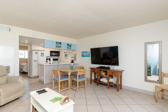 Lake House Beachside, Pet Friendly Condo on The First Floor w Private Patio!, , on Gulf of Mexico - Corpus Christi in Texas - Lakehouse Vacation Rental - Lake Home for rent on LakeHouseVacations.com