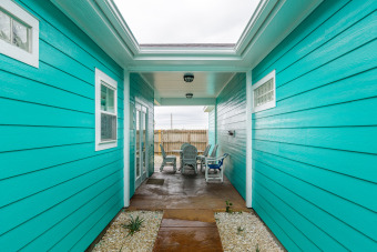 Lake House Gulf Coast Cabana TMRQ401K-Beautiful Style Cottage W Pool & Private Patio, , on Gulf of Mexico - Corpus Christi in Texas - Lakehouse Vacation Rental - Lake Home for rent on LakeHouseVacations.com