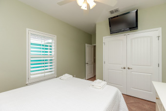 Lake House Gulf Coast Cabana TMRQ401K-Beautiful Style Cottage W Pool & Private Patio, , on Gulf of Mexico - Corpus Christi in Texas - Lakehouse Vacation Rental - Lake Home for rent on LakeHouseVacations.com