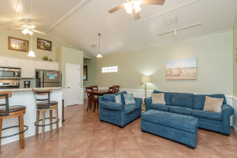 Lake House Gulf Coast Cabana TMRQ401K-Beautiful Style Cottage W Pool & Private Patio, , on Gulf of Mexico - Corpus Christi in Texas - Lakehouse Vacation Rental - Lake Home for rent on LakeHouseVacations.com