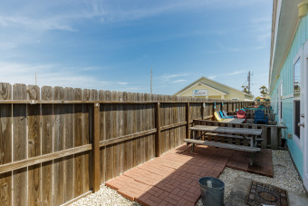 Lake House Nemo Cay Resort D102K-Updated Interior Only Steps to Pool & Playground Area, , on Gulf of Mexico - Corpus Christi in Texas - Lakehouse Vacation Rental - Lake Home for rent on LakeHouseVacations.com