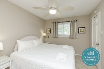 Lake House Dog Friendly Private Patio Beachfront Complex W Heated Pool & Hot-tub, , on Gulf of Mexico - Corpus Christi in Texas - Lakehouse Vacation Rental - Lake Home for rent on LakeHouseVacations.com