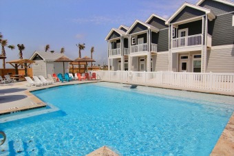 Lake House Stay just steps Off the Beach & Enjoy the Luxurious Pool & Private Patio, , on Gulf of Mexico - Corpus Christi in Texas - Lakehouse Vacation Rental - Lake Home for rent on LakeHouseVacations.com