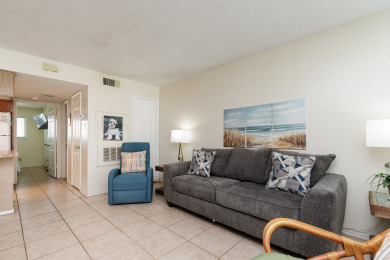 Lake House El Constante 130-Great Location to Relax W Poolside Views & Steps From Beach, , on Gulf of Mexico - Corpus Christi in Texas - Lakehouse Vacation Rental - Lake Home for rent on LakeHouseVacations.com