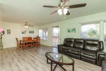 Lake House Surfside 202-Bright & sunny condo with a view of the ocean from both bedrooms, , on Gulf of Mexico - Corpus Christi in Texas - Lakehouse Vacation Rental - Lake Home for rent on LakeHouseVacations.com