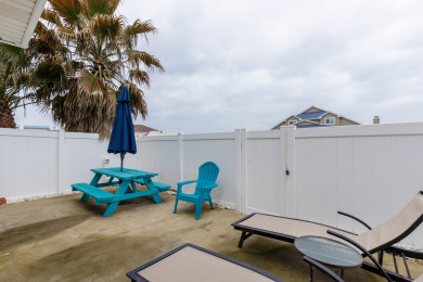 Lake House Pet-Friendly 3BR Townhome w Pool, Private Patio & Garage Access, , on Gulf of Mexico - Corpus Christi in Texas - Lakehouse Vacation Rental - Lake Home for rent on LakeHouseVacations.com