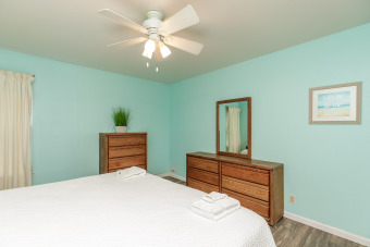 Lake House Surfside 222-Steps to Heated Pool or Across Street to Beach Access, , on Gulf of Mexico - Corpus Christi in Texas - Lakehouse Vacation Rental - Lake Home for rent on LakeHouseVacations.com