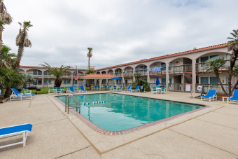 Lake House Surfside 221-Spacious Courtyard W Heated Pool, Second Floor, , on Gulf of Mexico - Corpus Christi in Texas - Lakehouse Vacation Rental - Lake Home for rent on LakeHouseVacations.com