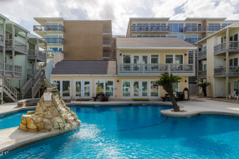 Lake House El Constante 131-Relaxing, Poolside Condo At A Beachfront Complex, , on Gulf of Mexico - Corpus Christi in Texas - Lakehouse Vacation Rental - Lake Home for rent on LakeHouseVacations.com