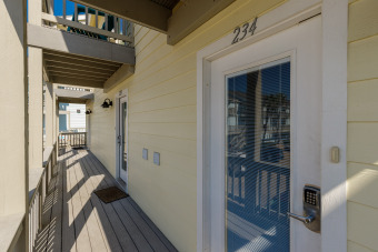 Lake House El Constante 234-Pet Friendly, Two Bedroom W Heated Pool & Steps From Beach, , on Gulf of Mexico - Corpus Christi in Texas - Lakehouse Vacation Rental - Lake Home for rent on LakeHouseVacations.com