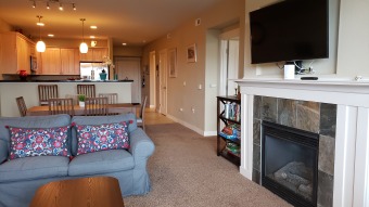 Lake House Experience this Luxury 2 Bedroom Condo on the Necanicum River in Seaside!, , on Necanicum River in Oregon - Lakehouse Vacation Rental - Lake Home for rent on LakeHouseVacations.com